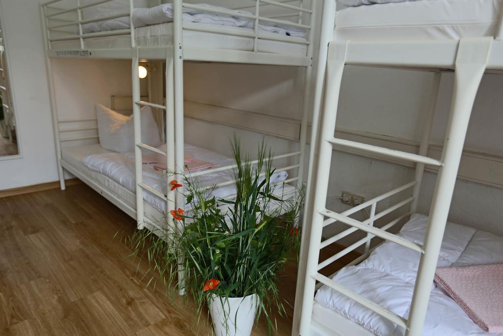 Family Inn Herberge Hildesheim Extérieur photo
